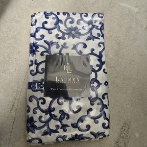 Lauren Ralph Lauren Blue and White Full Linen Set. Vintage Porcelain Rosetta.